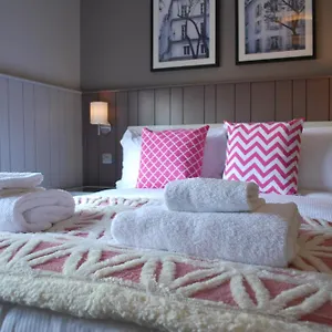 Aparthotel The Lawrance Luxury -, York